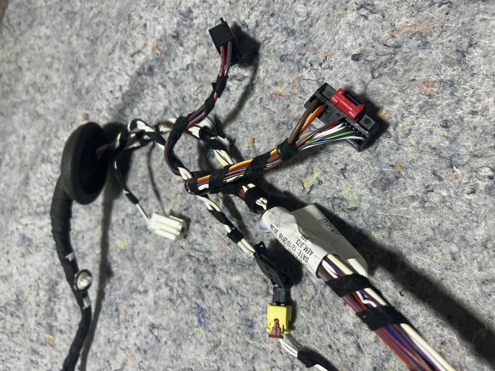2019-2024 Porsche Macan- Front Right Door Wiring Harness 95B971030EC – photo 2