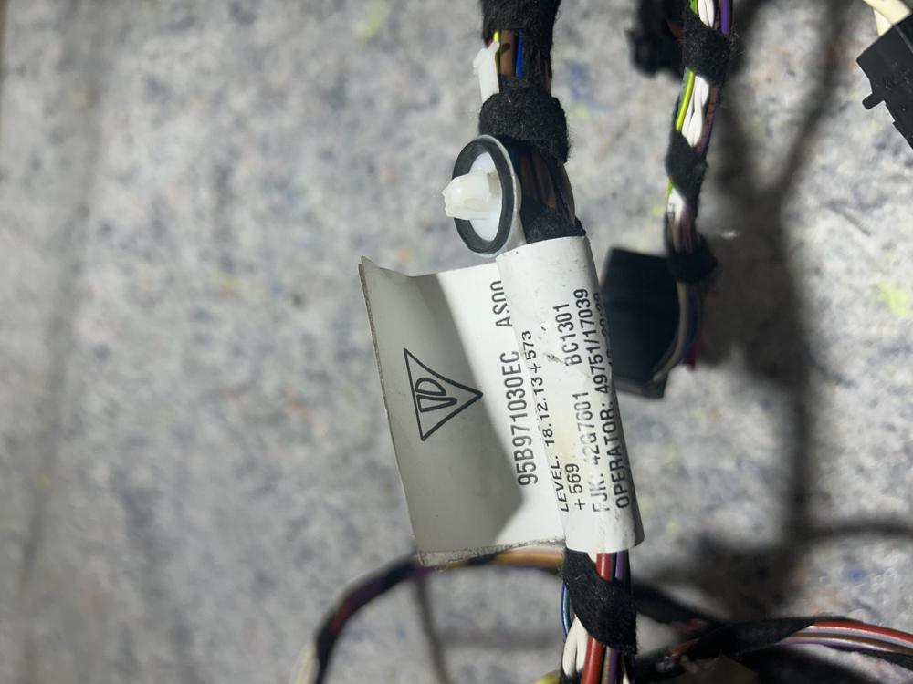 2019-2024 Porsche Macan- Front Right Door Wiring Harness 95B971030EC – photo 3
