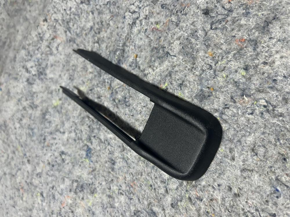 Infiniti Q50 2014-2020 Front Left or Right Seat Rear Track Fram Trim Cover OEM – photo 1