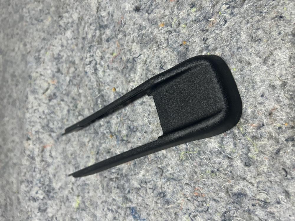 Infiniti Q50 2014-2020 Front Left or Right Seat Rear Track Fram Trim Cover OEM – photo 2