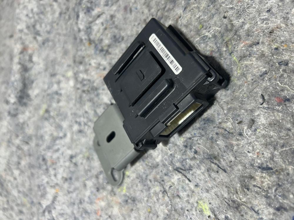OEM 14-15 Infiniti Q50 Under Dash Idm Control Module Unti 476A0-4GF0A 3.5L – photo 3