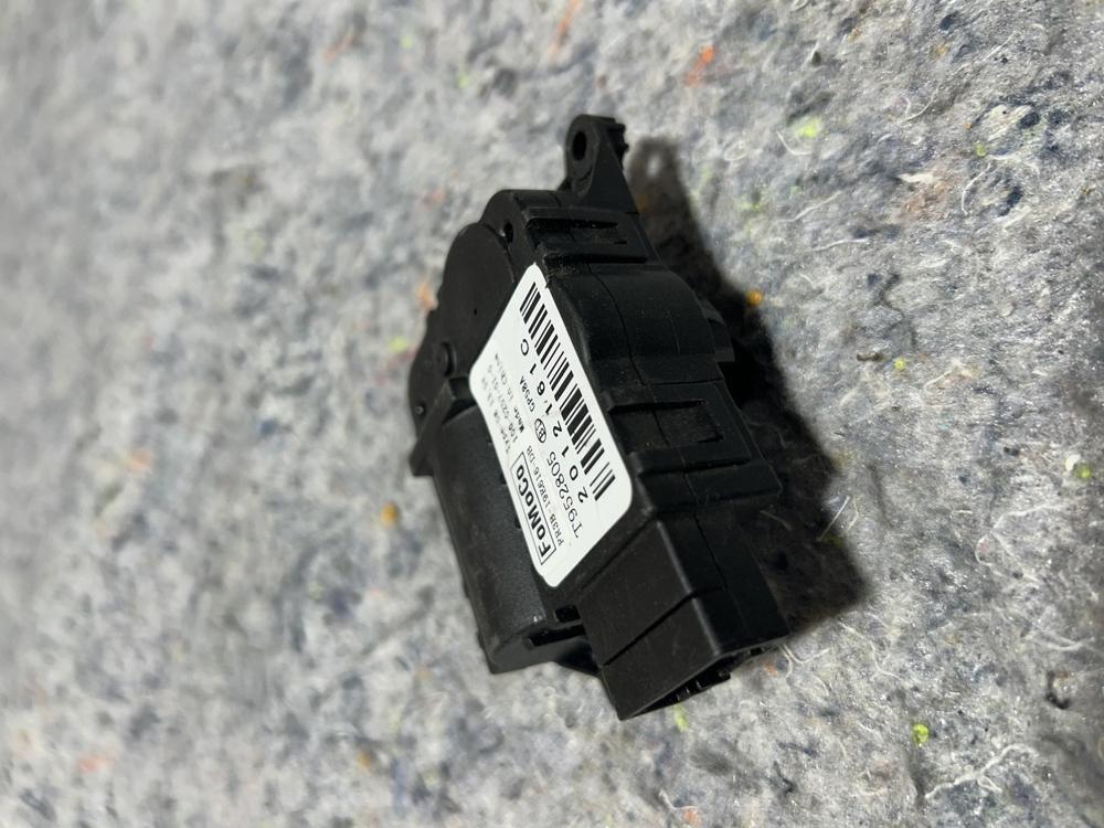 Ford Mustang 5.0 V8 GT 2024 HVAC AC Heater Flap Duct Actuator FR3B-19E616-DB OEM – photo 2