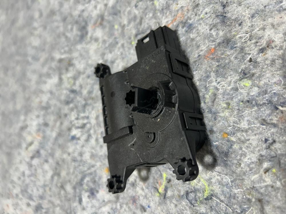 Ford Mustang 5.0 V8 GT 2024 HVAC AC Heater Flap Duct Actuator FR3B-19E616-DB OEM – photo 3