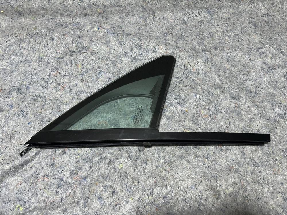 2015-2024 Porsche Macan Front Left Driver Door Fixed Window Glass OEM – photo 1
