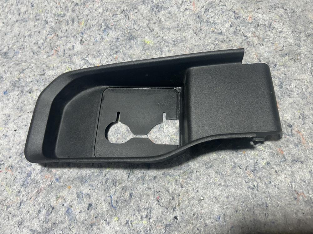 2023-2024 Ford F250 F350 F450 OEM Right Passenger Tow Hook Trim Cover Used – photo 2