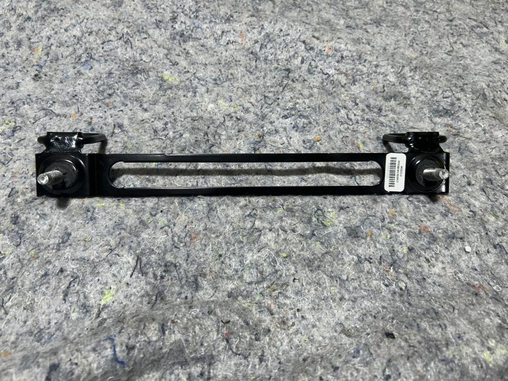 Genuine Ford Child Seat Bracket FR3Z-63601B28-A – photo 2