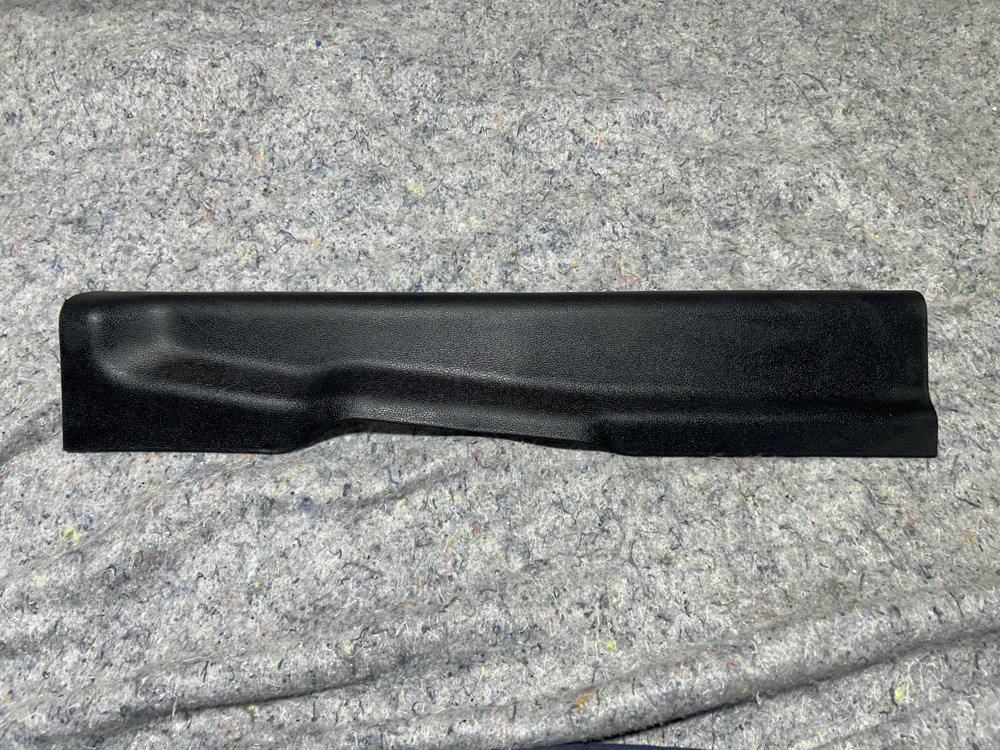 2015-2023 Ford Mustang Right Door Sill Scuff Plate Trim OEM FR3B6313200AFW – photo 1