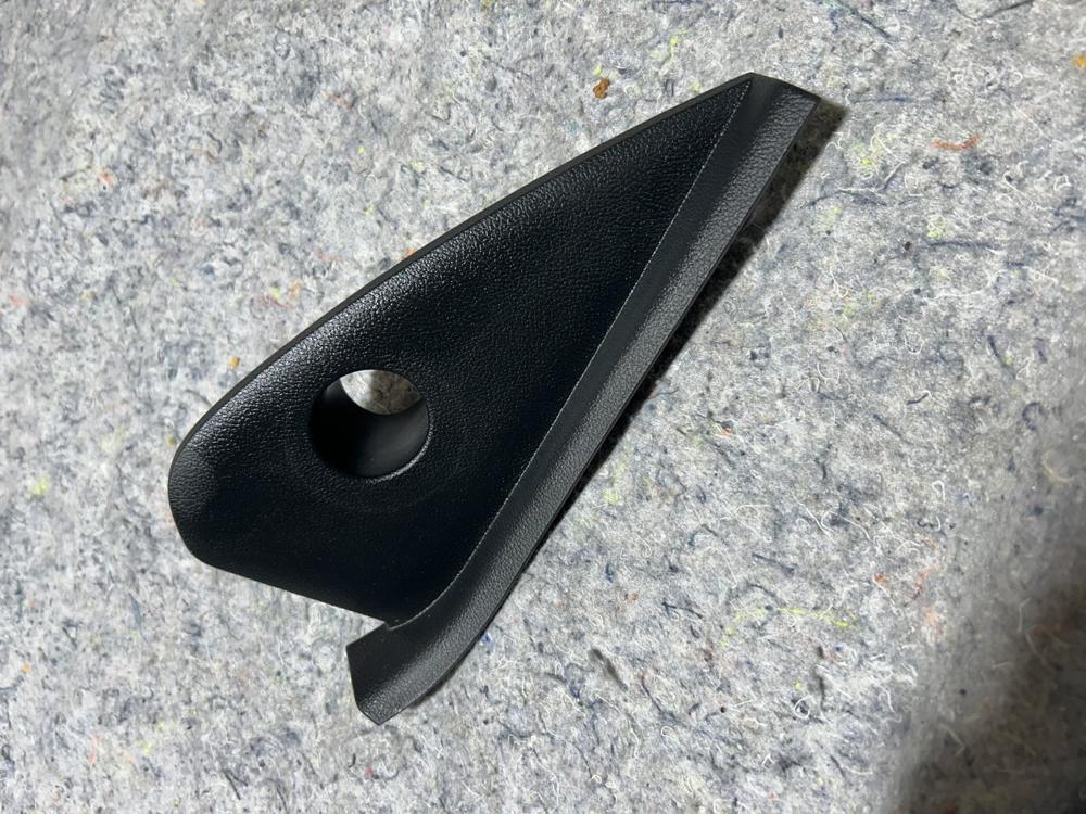 2015-2022 Ford Mustang Driver Dash Trim End Cap Cover Panel FR3B-6304480-AE – photo 1