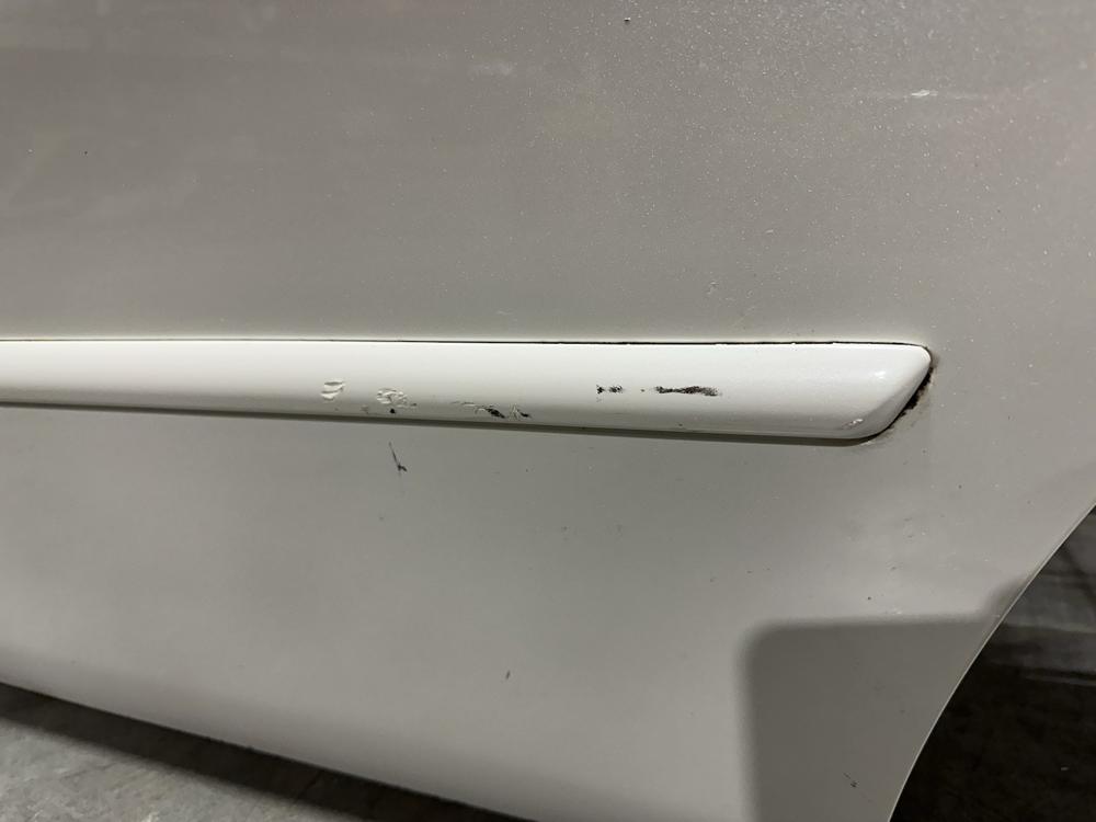 2001-2005 Lexus IS300 Rear Left Driver Side Door with Window and Regulator OEM – photo 2