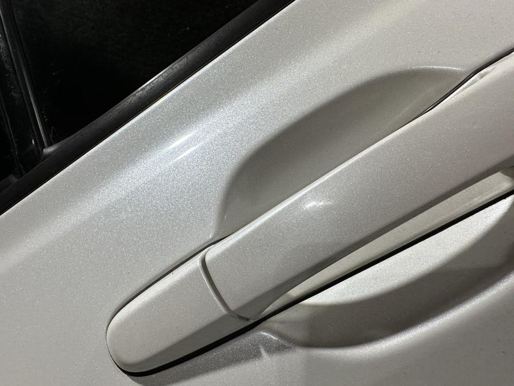 2001-2005 Lexus IS300 Rear Left Driver Side Door with Window and Regulator OEM – photo 3