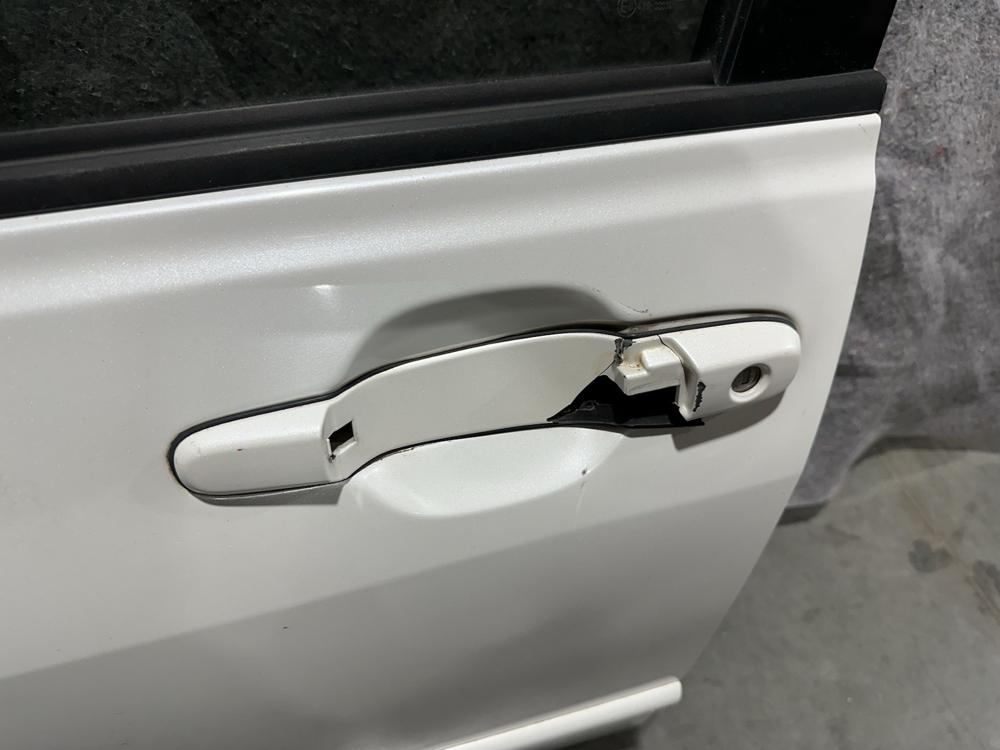 2003 Lexus IS300 Exterior Door Front Left Driver Side OEM 126 – photo 4