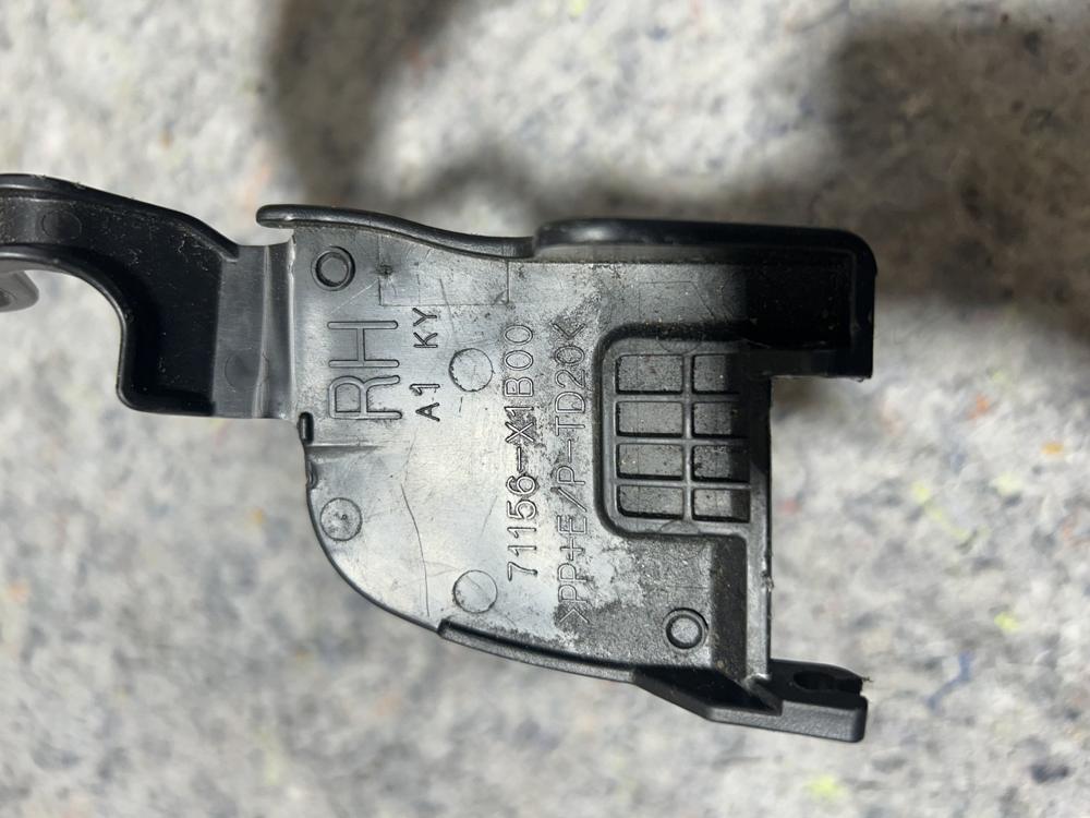 2017-2018 Toyota Corolla Im Front Right Side Seat Lower Cushion Shield OEM – photo 3