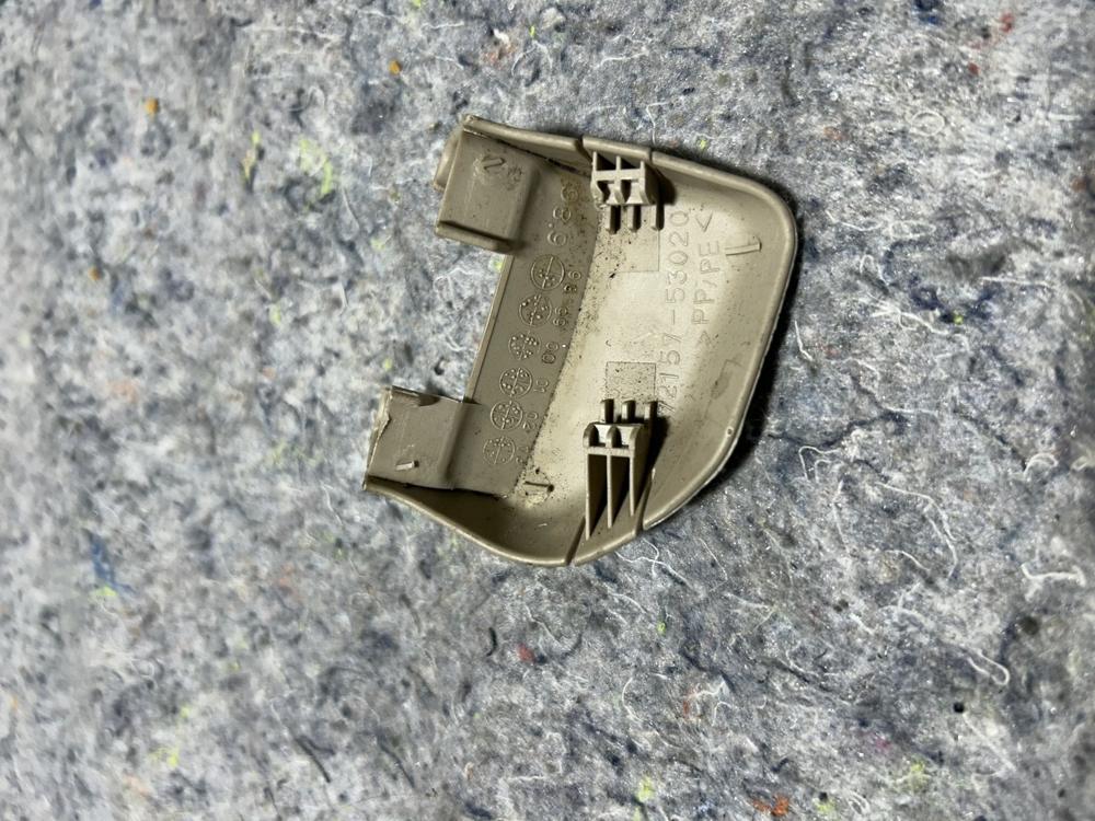 Rear Right Seat Bolt Cover Black Genuine OEM for Lexus IS300 Gita 01 02 03 04 05 – photo 4