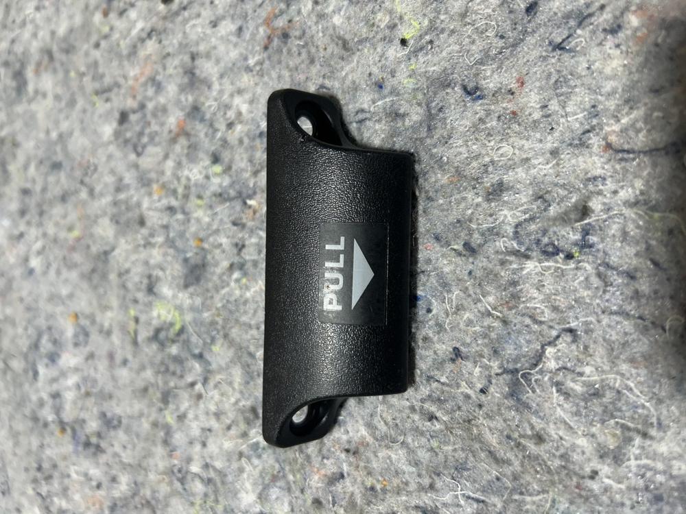 2001-2005 Lexus IS300 Trunk Pull Close Handle Toyota 74649-30010 – photo 2