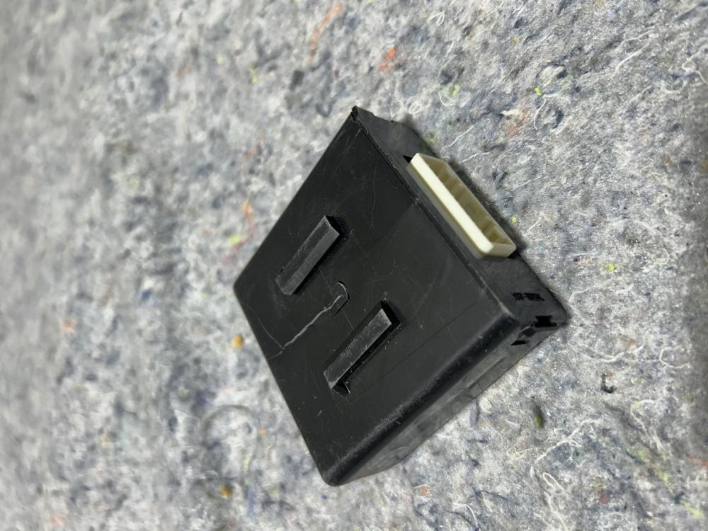 2015 Infinti Q50 Computer 253C04GA0A OEM – photo 3