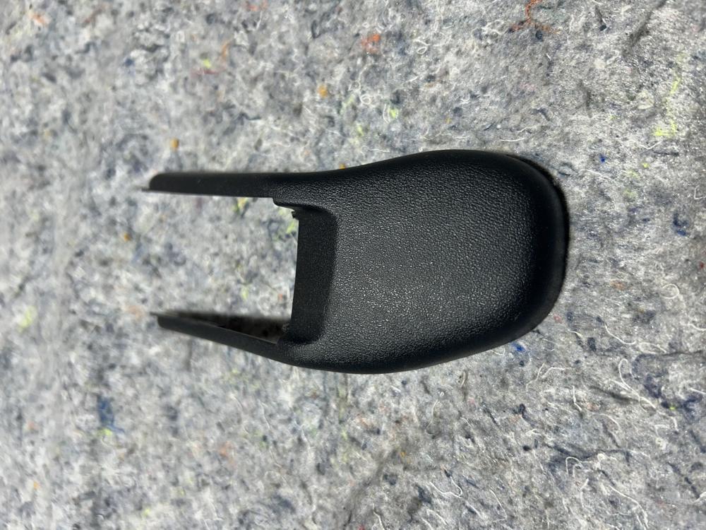 2016 Infiniti Q50 Seat Rail Trim 87557-4HA0A 2016 Rhd 23537159 OEM – photo 2