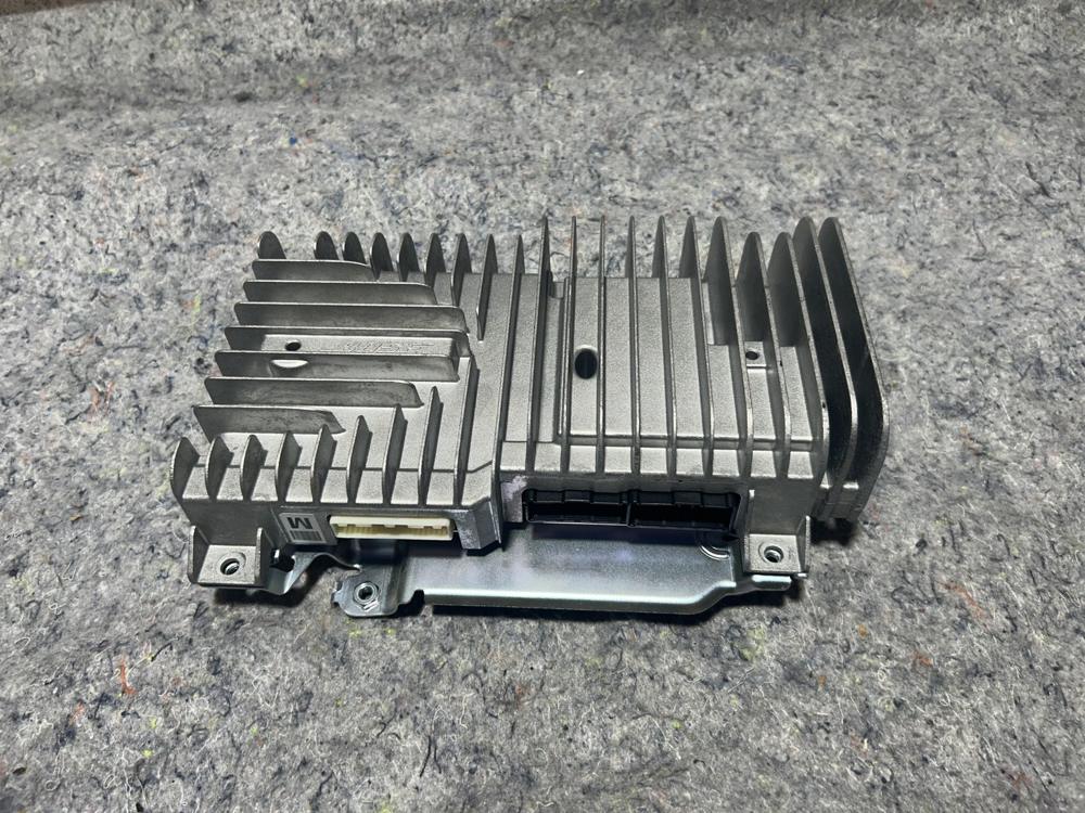 2014-2022 Infiniti Q50 Q60 Bose Amplifier Amp Audio System Assembly OEM – photo 1