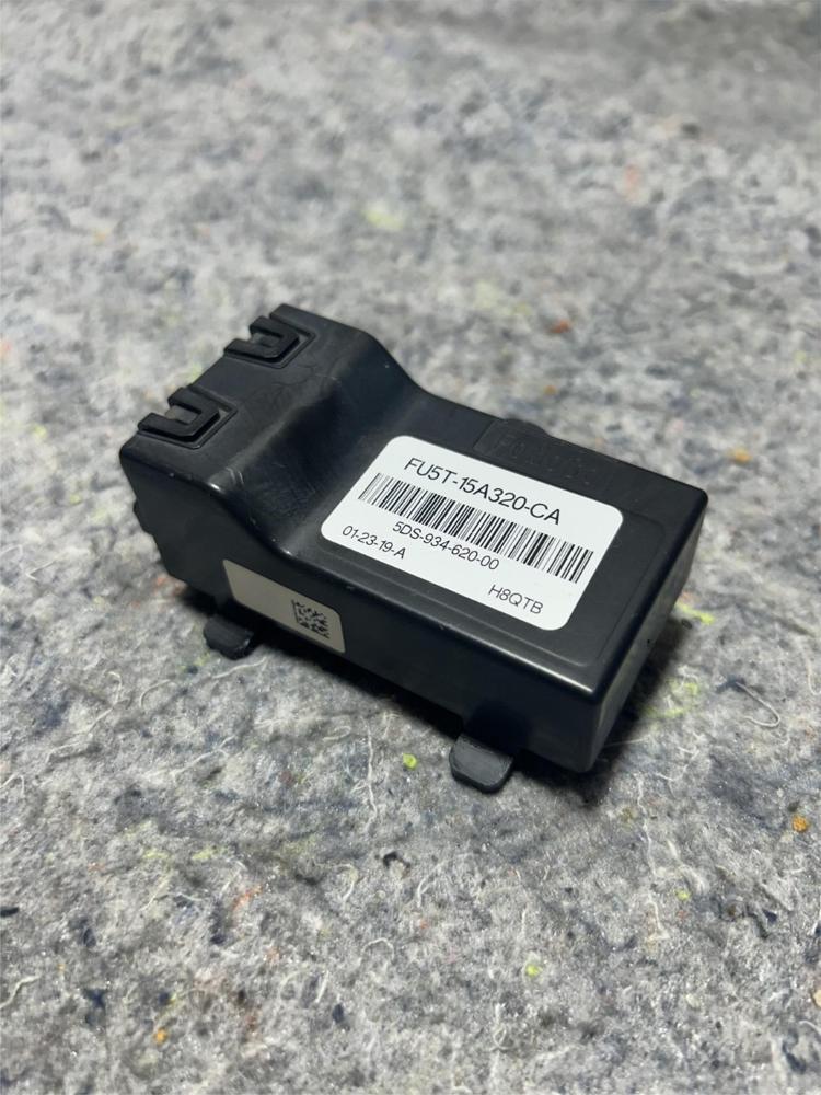 2017-2020 Ford F250 Sd OEM Spotlight Lamp Control Module FU5T15A320CA – photo 1