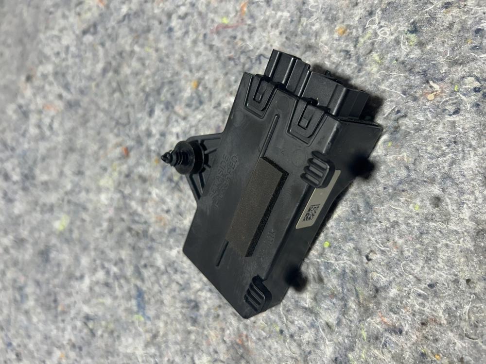 2017-2020 Ford F250 Sd OEM Spotlight Lamp Control Module FU5T15A320CA – photo 2