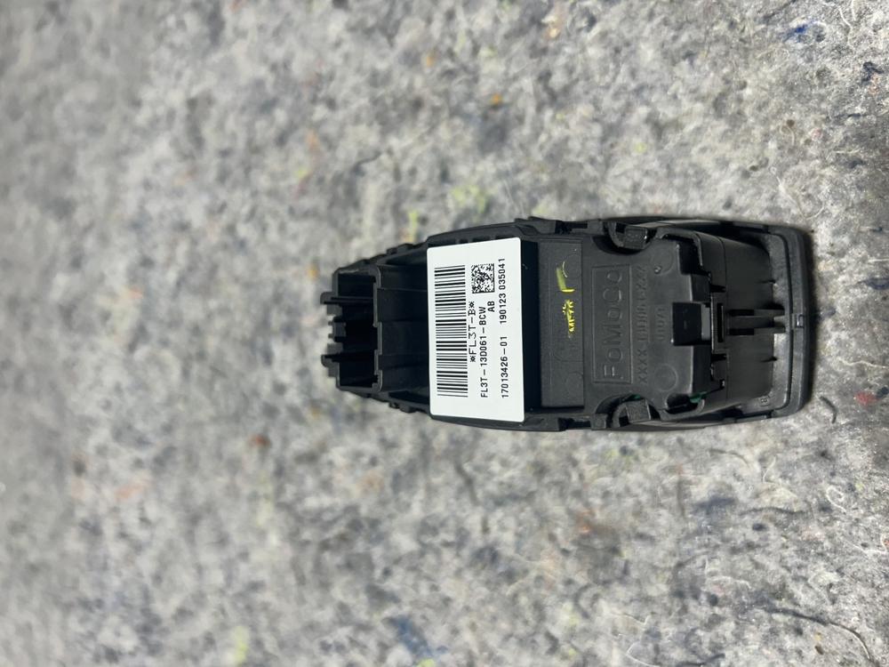 13-19 Ford F150 Headlight Switch Used OEM FL3T-13D061-BCW – photo 2