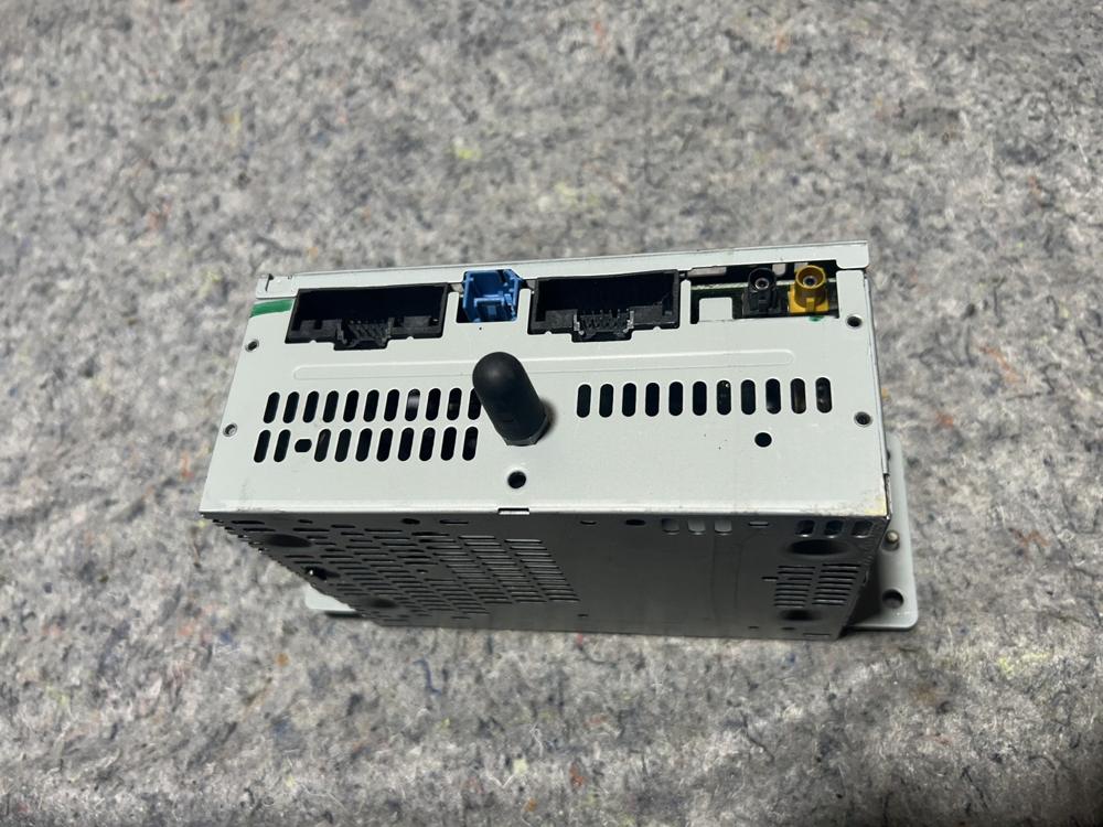 19 20 Ford F150 OEM Radio Receiver Am-fm W/satellite Radio KL3T-18D832-FG – photo 2