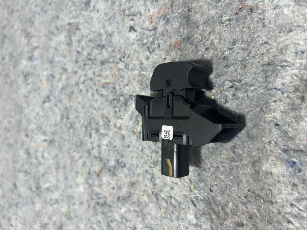 2019 Ford F150 Electric Emergency Parking Brake Switch OEM FL3T-2B623-BAW – photo 4