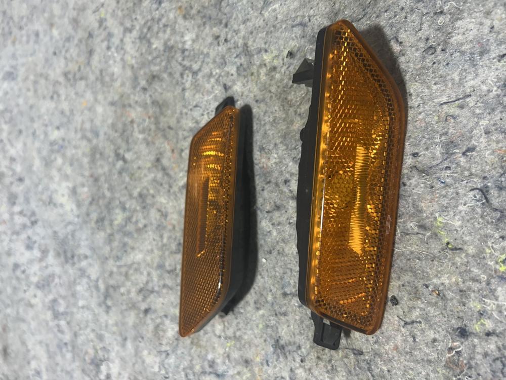 15-21 Porsche Macan Orange Clear Color L+r Side Marker 95B945119 95B945120 OEM – photo 4
