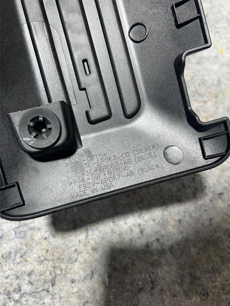 Ford Usa Mustang Coupe GT350 RH Engine Cover FR3V-6P067-AB – photo 2