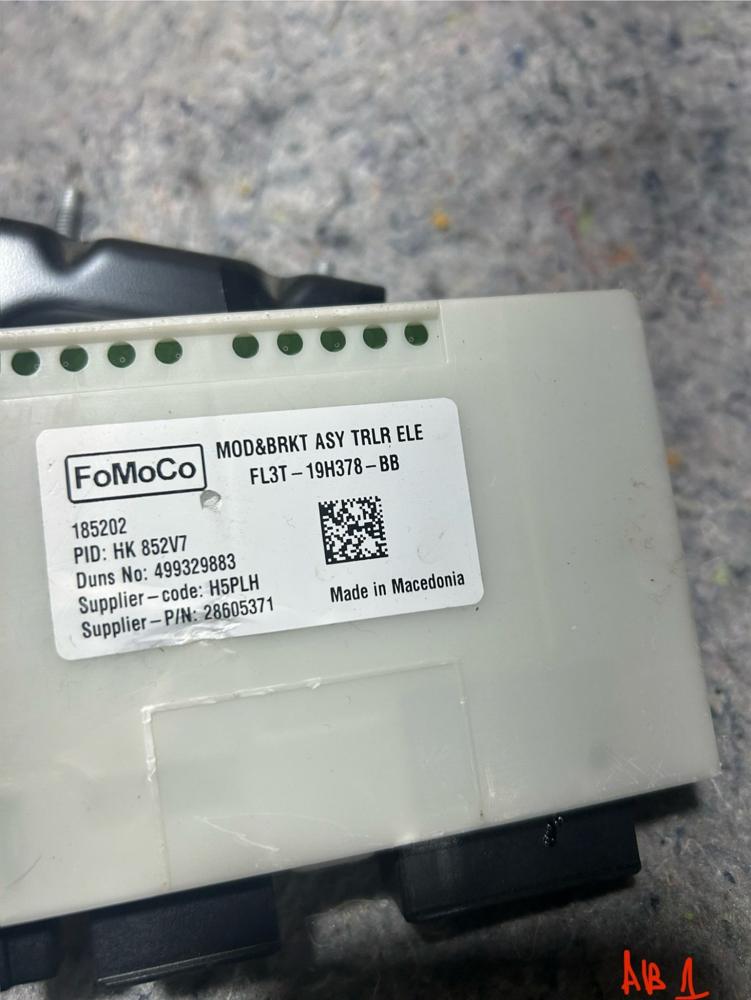 2017-2023 Ford F250 Sd Trailer Brake Towing Control Module Unit OEM – photo 2