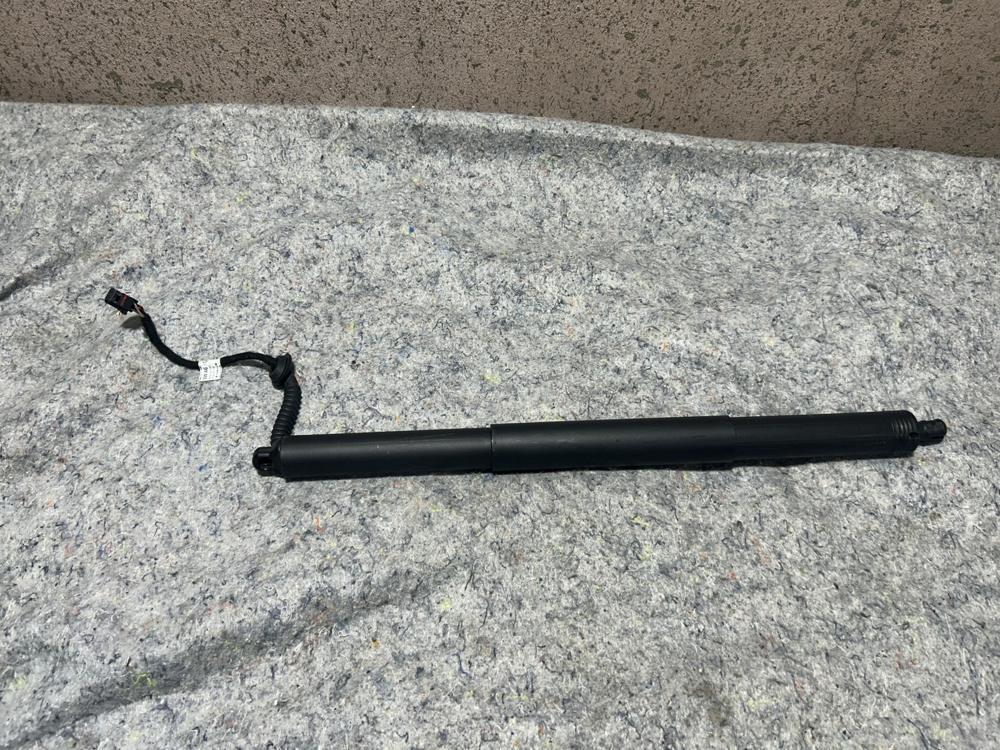 2021 Audi Power Actuator 80A-827-851-B – photo 1