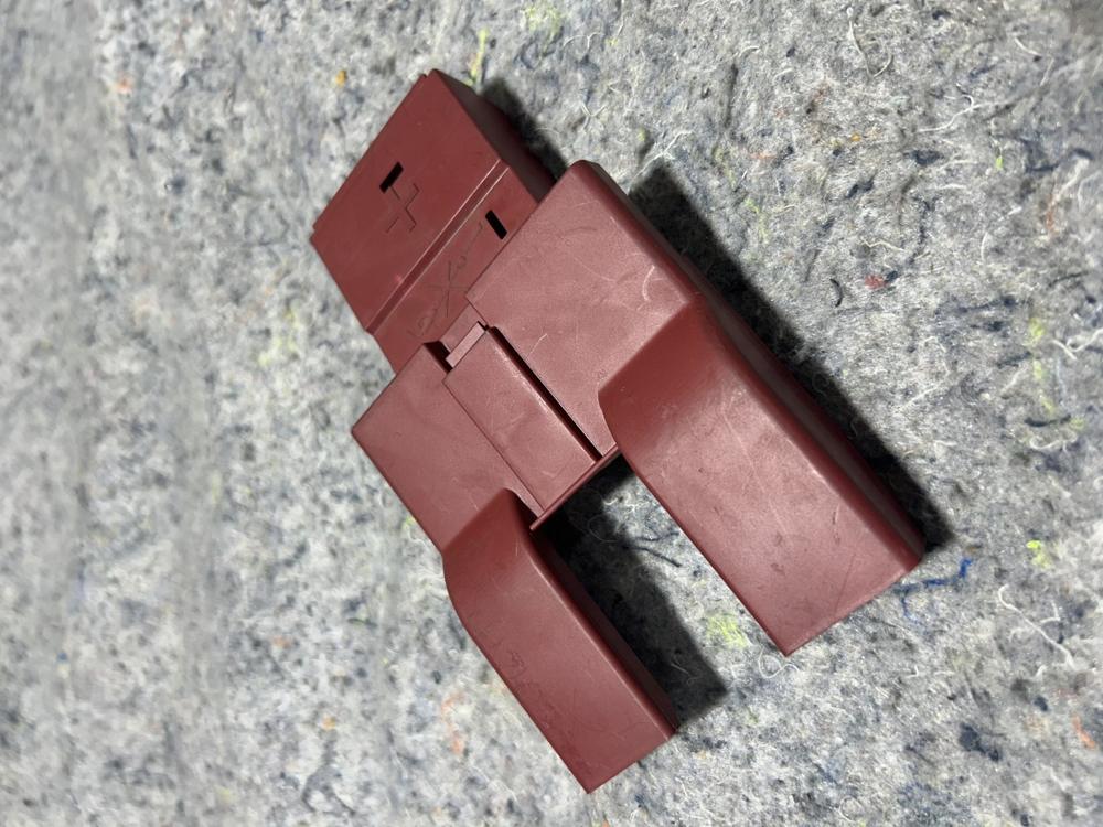 2016-2022 Chevrolet Spark Battery Positive Cable Terminal Cap Cover OEM – photo 4