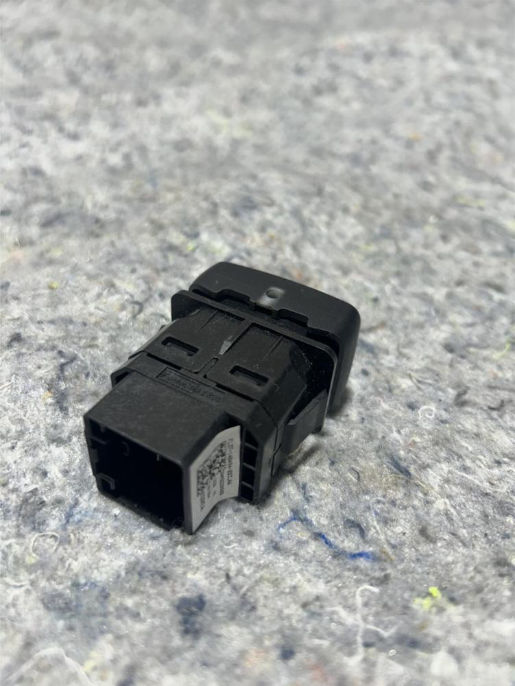 2015-2019 Ford F150 OEM Adjustable Pedal Control Switch FL3T-14B494-BB3JA6 – photo 2