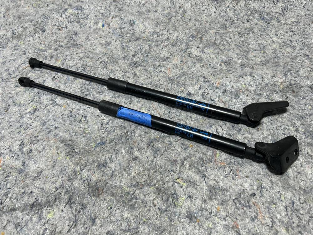 2016-2022 LH & RH Absober Hatch Support Strut 95962017 – photo 1
