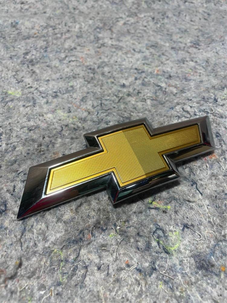 OEM 2015-2020 Chevrolet Chevy Impala Rear Trunk Bowtie Emblem Badge 22743584 – photo 2