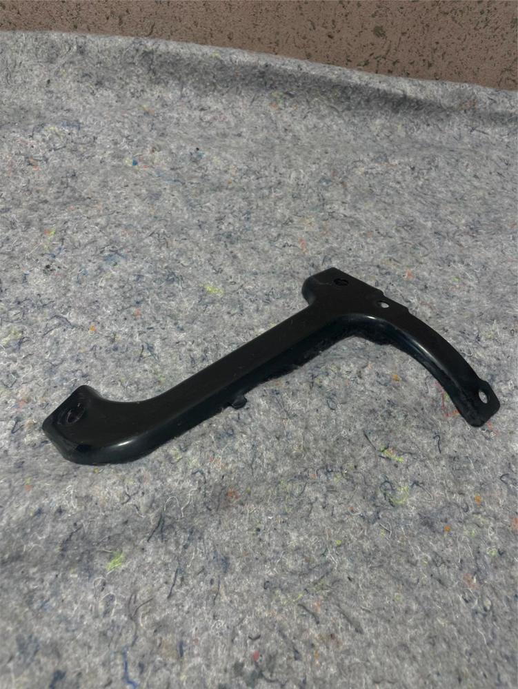 Genuine Ford Upper Bracket JL3Z-17766-A Left LH – photo 2