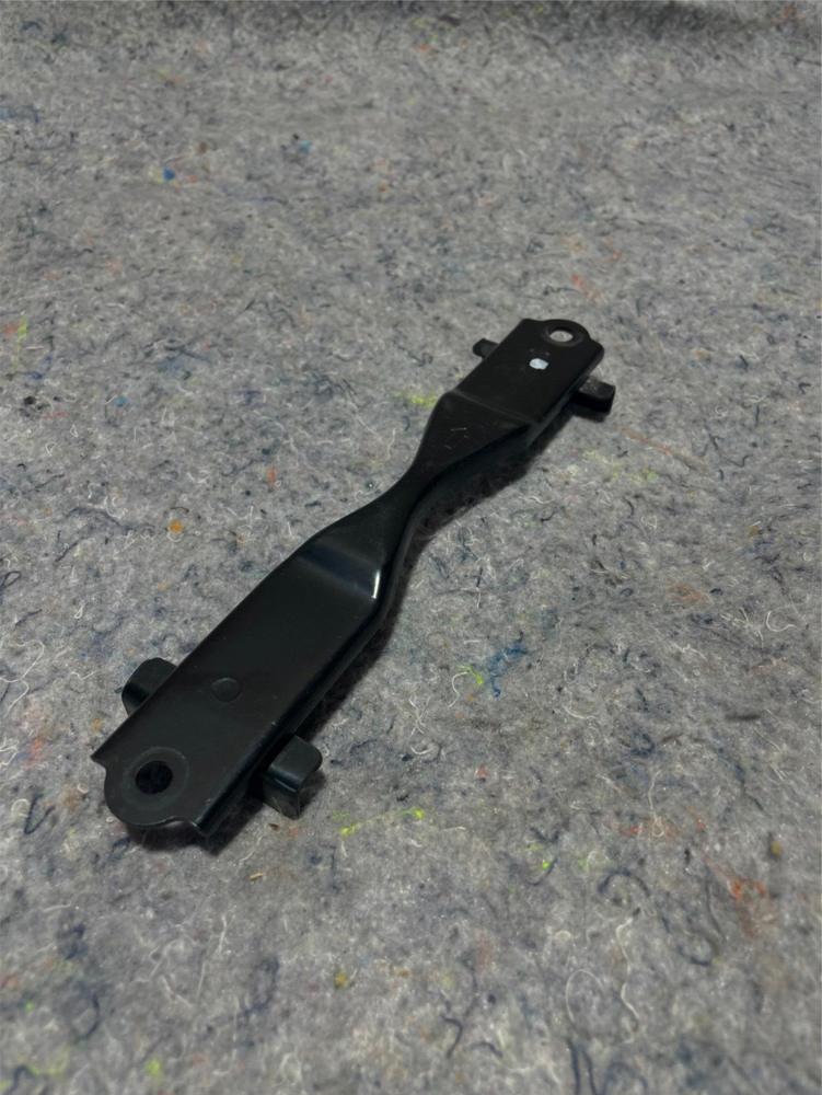 14-24 Infiniti Q50 Q60 Battery Tray Tie Down Unit OEM – photo 3