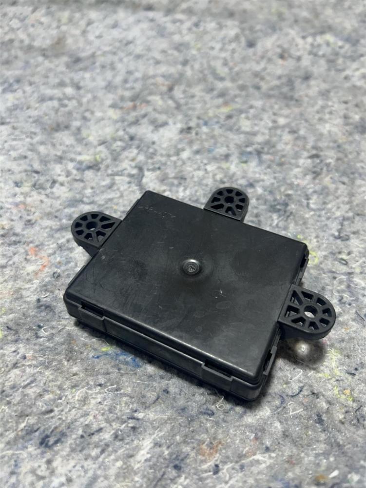 2013 Ford C-max Hybrid Rear Driver Left Door Control Module AV6N14B532EC OEM – photo 4