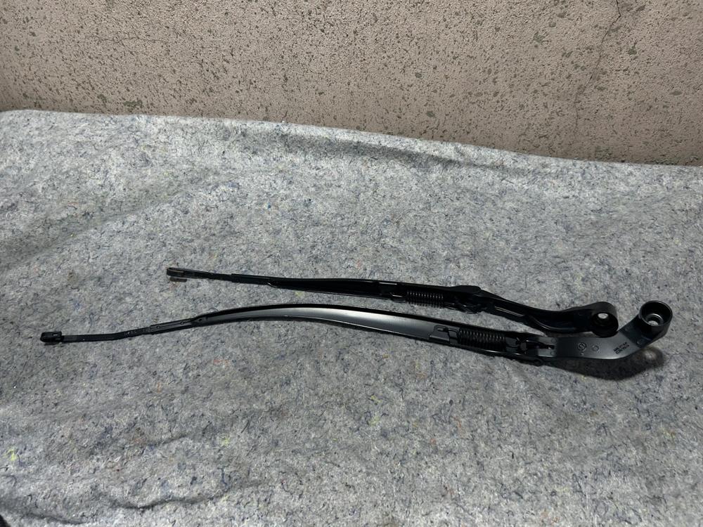 2014-2020 Infiniti AWD Q50 Front Windshield Wipers Left & Right LH RH OEM 4328 – photo 1
