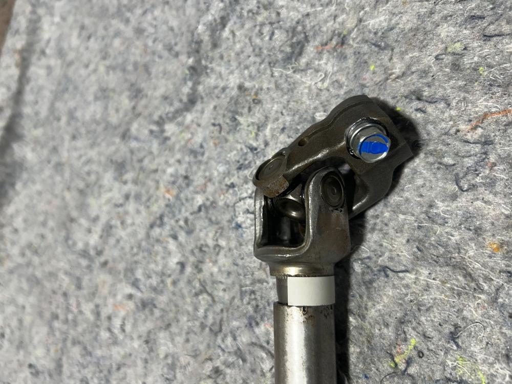 2016 Mazda CX3 Mazda 3 Toyota Yaris Ia Lower Steering Shaft OEM DA6A32090C – photo 4