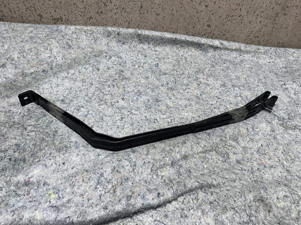 2016 Ford Usa Mustang Coupe Fuel Tank Holders FR3C9055AC OEM – photo 1