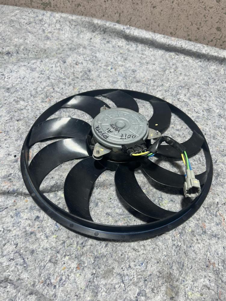 Radiator Cooling Fan Motor Only 16-20 Toyota Yaris – photo 2