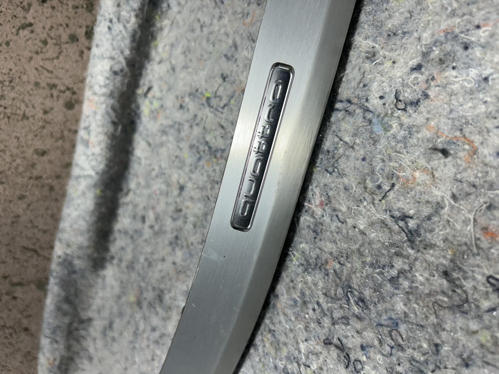 2018--2024 Audi Q5 Dash Right Passenger Side Trim Molding OEM 80B-853-190-C-XT2 – photo 3