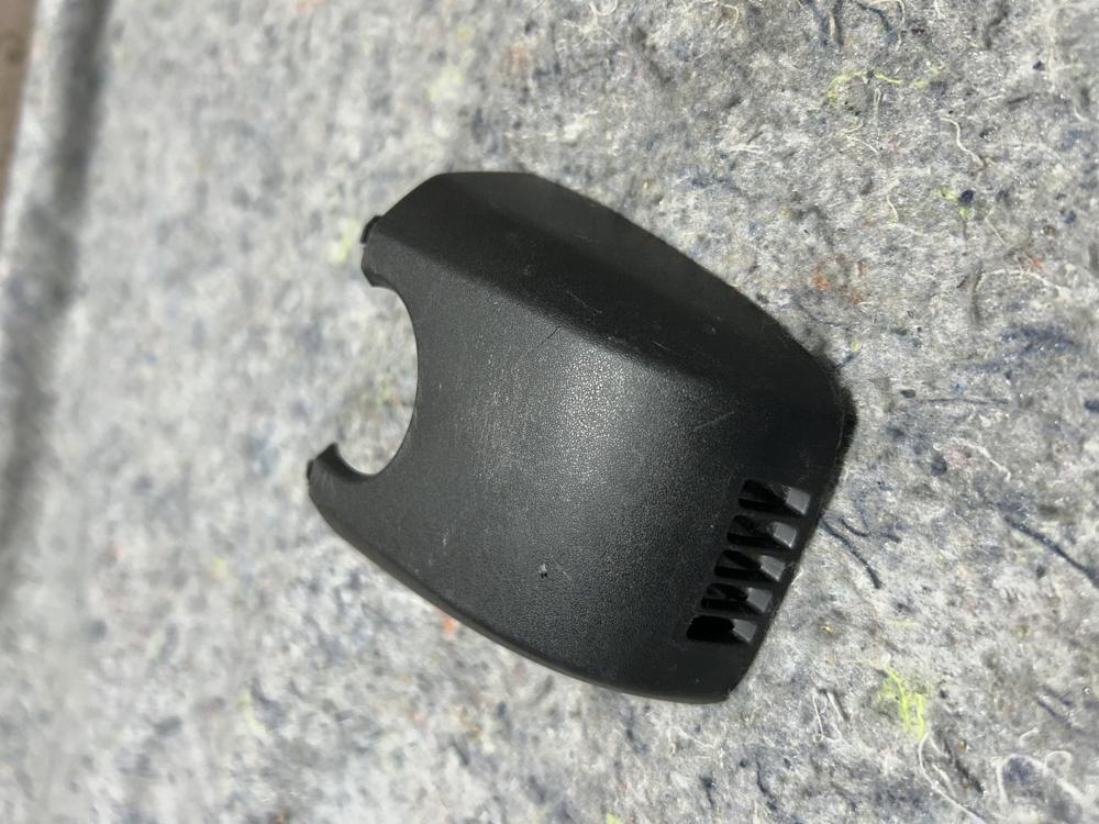 2014-2020 Chevy Impala Windshield Sensor Cover Mount Bracket Gm 22800730 Cover – photo 3