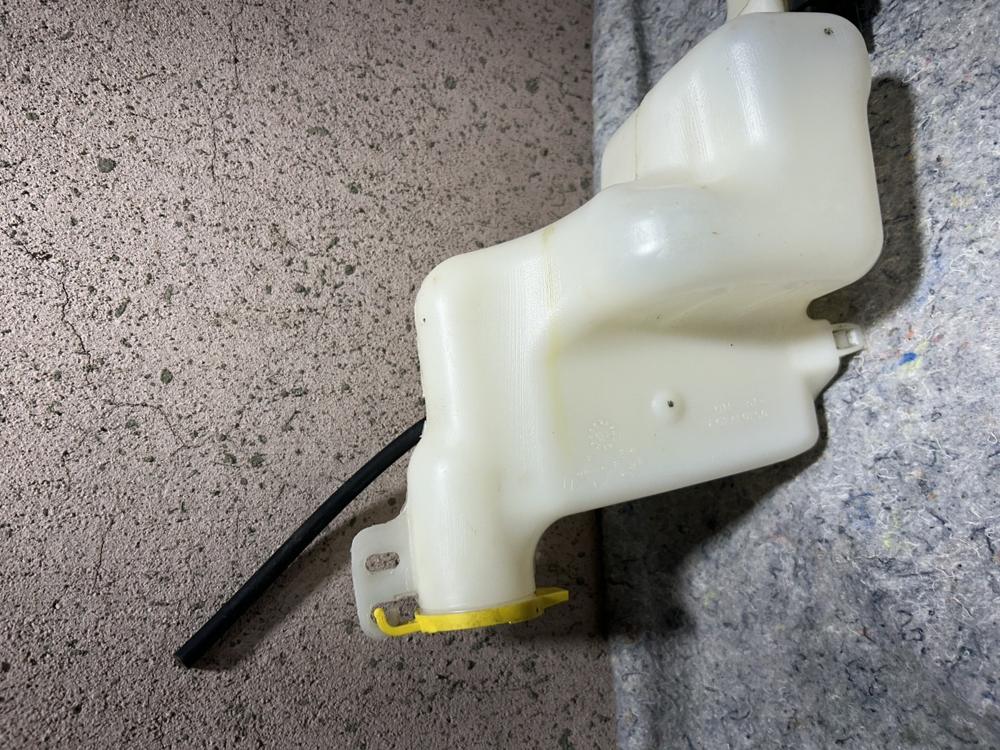 07-15 Jeep Patriot Windshield Washer Fluid Tank Bottle Reservoir OEM – photo 4