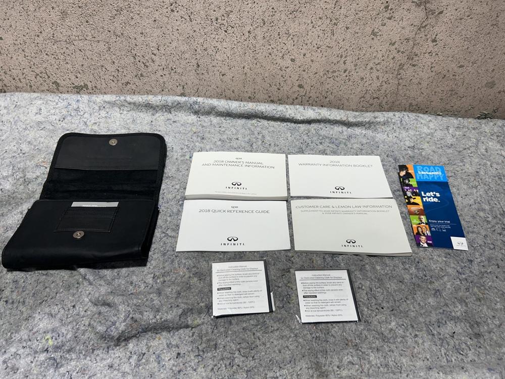 2018 Infiniti Q50 Owners Mual Set with Case OEM Intouch – photo 1