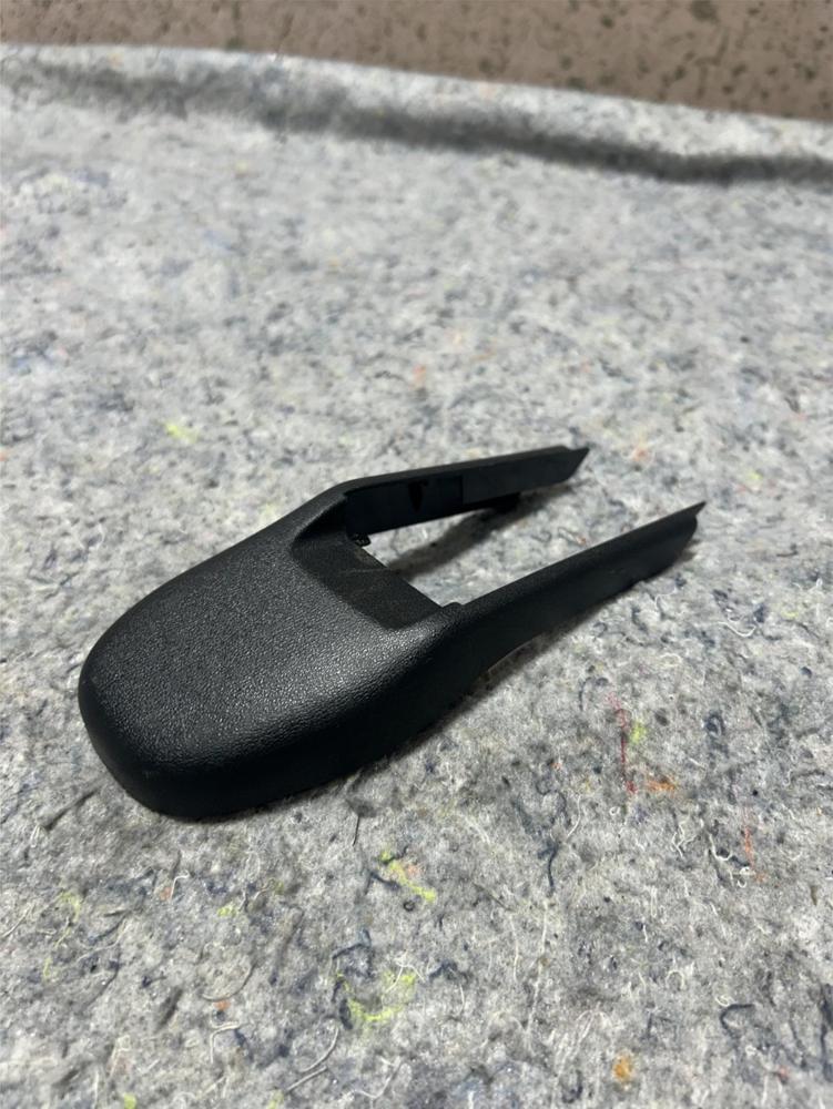2014-2023 Infiniti Q50 Q60 Front LH Driver Seat Track Corner Cap Trim Cover OEM – photo 1