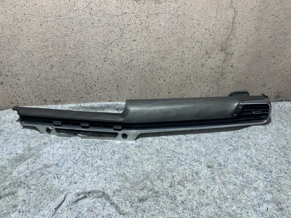 2023-2025 Kia Telluride Dash Center Right Bezel Molding & AC Air Vent Grille OEM – photo 1