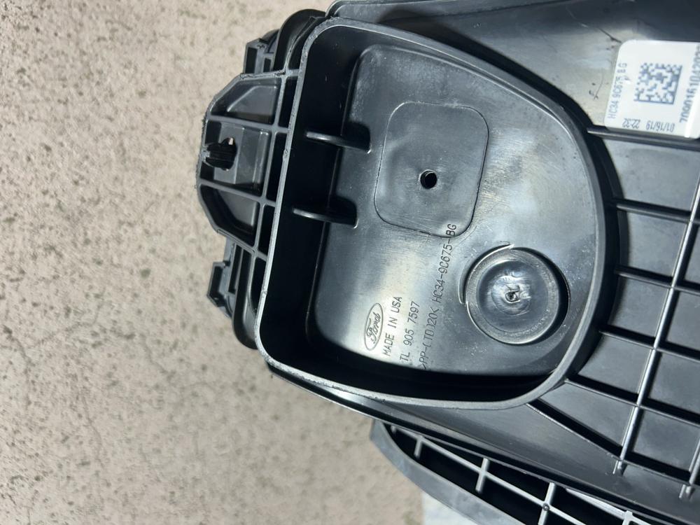 Ford F250 F350 F450 King Ranch 17-19 OEM 6.7L Diesel Powerstroke Air Intake Duct – photo 4