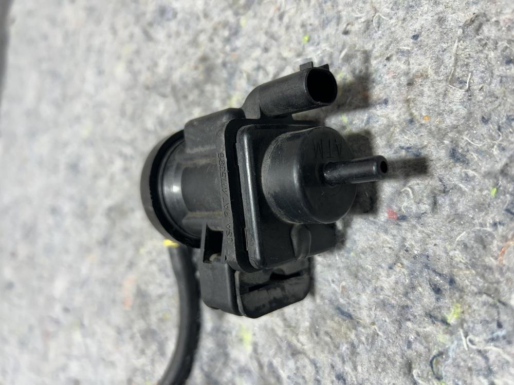 Mercedes Benz W210 4715396 Vacuum Valve OEM – photo 4