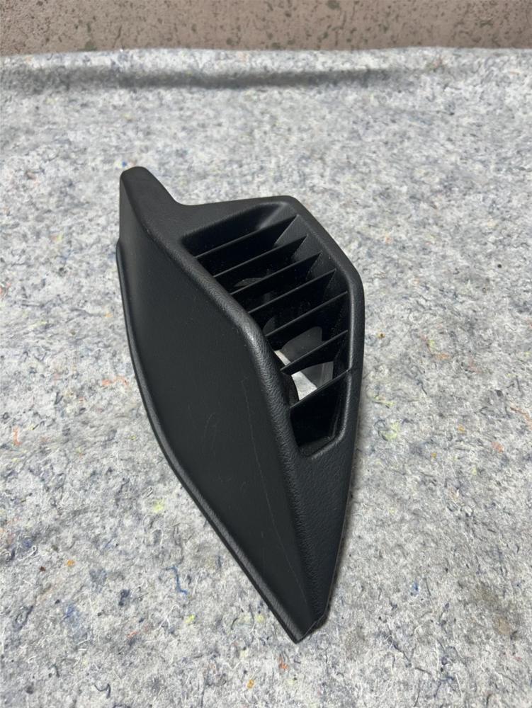1991-2005 Acura NSX Driver Left Dashboard Air Vent Outlet Cover 77472-SI0-A00ZC – photo 1
